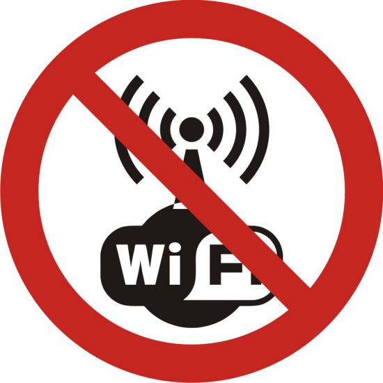 Znak BHP - zakaz używania bezprzewodowego internetu