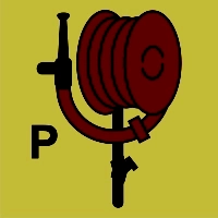 Znak morski - wąż i prądownica instalacji gaśniczej proszkowej